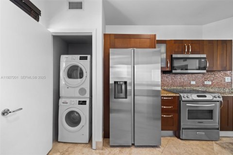 Купить кондоминиум в Авентура, Флорида 2 спальни, 121.89м2, № 1987976 - фото 10