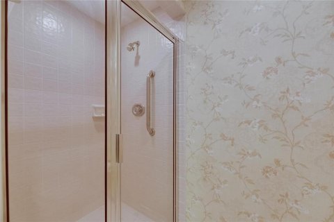 Купить виллу или дом в Уэсли-Чепел, Флорида 8 комнат, 218.88м2, № 1733543 - фото 21