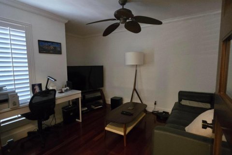 House in Hollywood, Florida 3 bedrooms, 233.93 sq.m. № 2286638 - photo 7