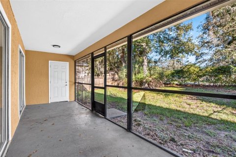 Villa ou maison à louer à New Port Richey, Floride: 2 chambres, 93.65 m2 № 2429414 - photo 29