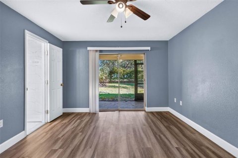 Villa ou maison à louer à New Port Richey, Floride: 2 chambres, 93.65 m2 № 2429414 - photo 23