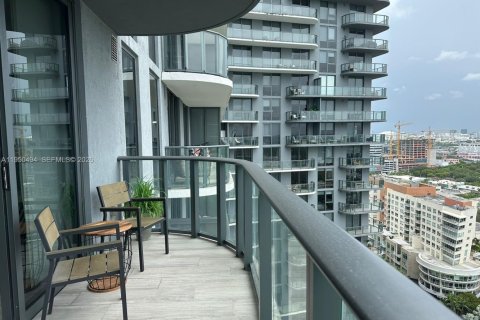 Снять в аренду кондоминиум в Майами, Флорида 2 спальни, 90.3м2, № 2005938 - фото 18