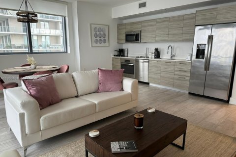 Снять в аренду кондоминиум в Майами, Флорида 2 спальни, 90.3м2, № 2005938 - фото 7