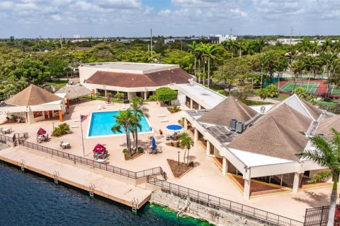 Купить кондоминиум в Санрайз, Флорида 2 спальни, 78.97м2, № 1965701 - фото 29