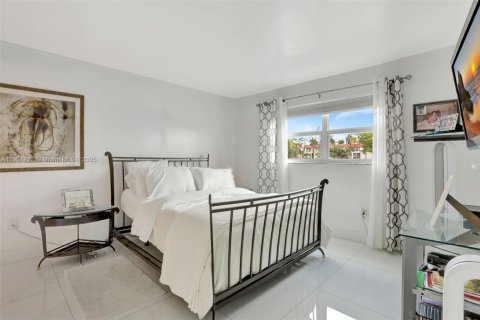 Купить кондоминиум в Санрайз, Флорида 2 спальни, 78.97м2, № 1965701 - фото 15