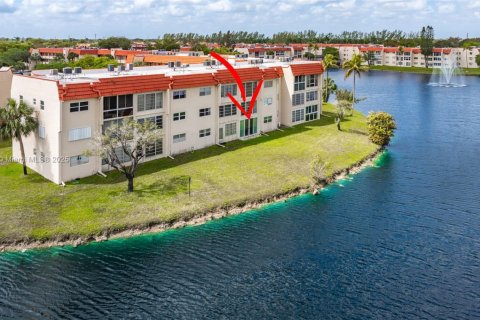 Купить кондоминиум в Санрайз, Флорида 2 спальни, 78.97м2, № 1965701 - фото 28