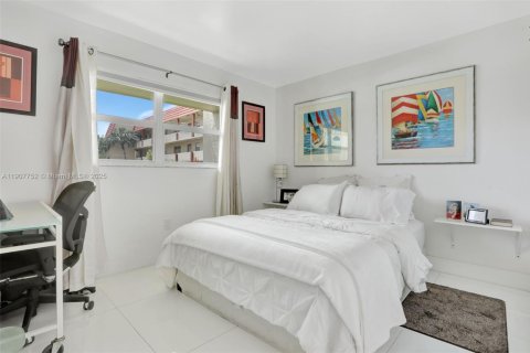 Купить кондоминиум в Санрайз, Флорида 2 спальни, 78.97м2, № 1965701 - фото 22