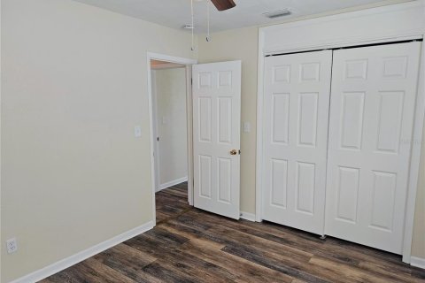 Villa ou maison à louer à Kenneth City, Floride: 2 chambres, 89.19 m2 № 2413727 - photo 10
