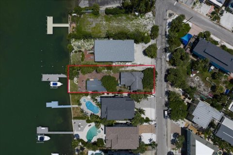Land in Treasure Island, Florida № 2223157 - photo 4