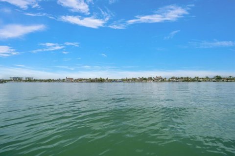 Land in Treasure Island, Florida № 2223157 - photo 19