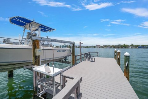 Land in Treasure Island, Florida № 2223157 - photo 18
