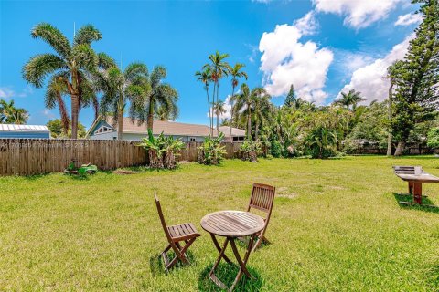 House in Dania Beach, Florida 3 bedrooms № 1582699 - photo 28