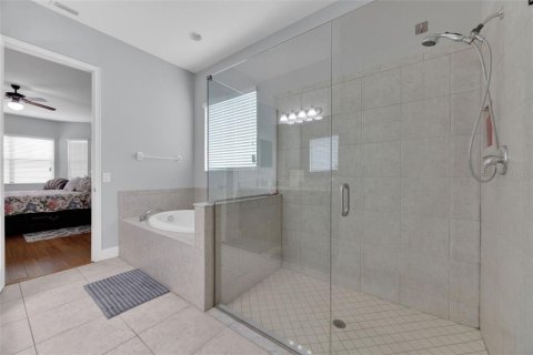 Купить виллу или дом в Ривервью, Флорида 9 комнат, 212.47м2, № 2148634 - фото 19