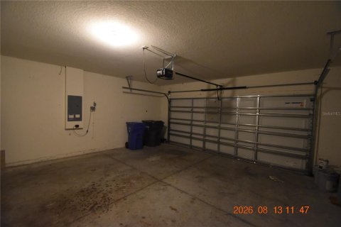 House in Sun City Center, Florida 4 bedrooms, 193.05 sq.m. № 2306231 - photo 10