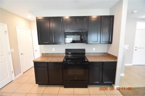 House in Sun City Center, Florida 4 bedrooms, 193.05 sq.m. № 2306231 - photo 24