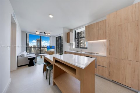 Condominio en venta en Miami, Florida, 2 dormitorios № 2000259 - foto 3