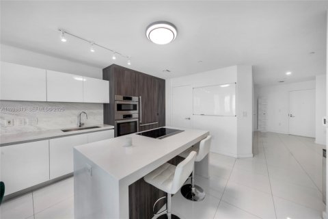 Купить кондоминиум в Майами, Флорида 1 спальня, 94.57м2, № 1987351 - фото 7