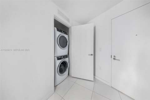 Купить кондоминиум в Майами, Флорида 1 спальня, 94.57м2, № 1987351 - фото 26