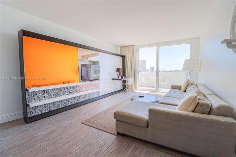 Copropriété à vendre à Miami Beach, Floride: 1 chambre, 64.47 m2 № 1933843 - photo 2
