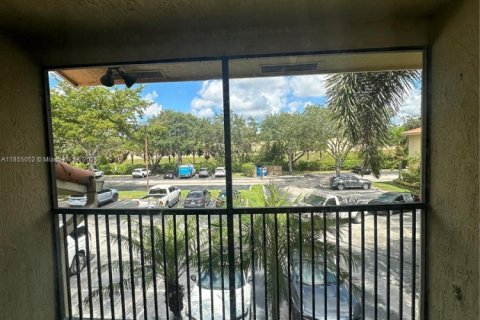 Condo in Pompano Beach, Florida, 1 bedroom  № 1957376 - photo 7