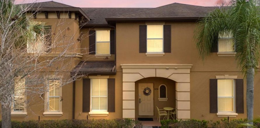 Touwnhouse à Davenport, Floride 3 chambres, 135.36 m2 № 1820481