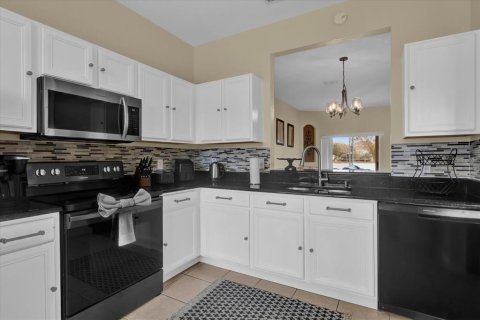 Touwnhouse à vendre à Davenport, Floride: 3 chambres, 135.36 m2 № 1820481 - photo 9