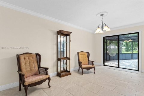 House in Sebring, Florida 4 bedrooms, 188.59 sq.m. № 1746070 - photo 27