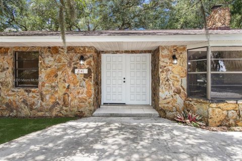 House in Sebring, Florida 4 bedrooms, 188.59 sq.m. № 1746070 - photo 3