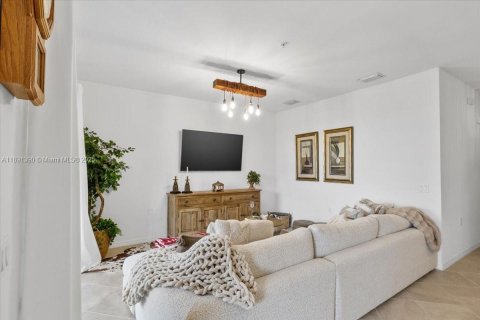 Снять в аренду кондоминиум в Аве Мария, Флорида 2 спальни, 107.21м2, № 1944682 - фото 2