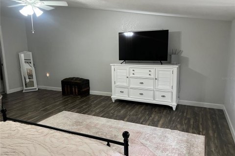 House in Port Charlotte, Florida 3 bedrooms, 138.98 sq.m. № 1911426 - photo 14