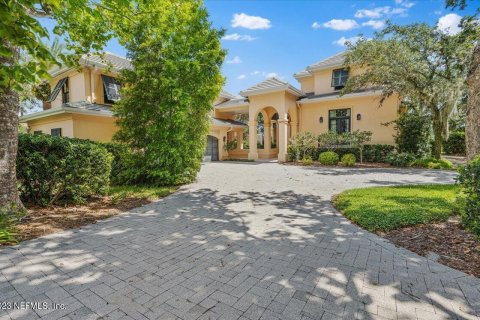 House in Ponte Vedra Beach, Florida 6 bedrooms, 421.5 sq.m. № 768863 - photo 1