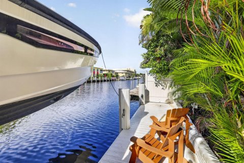 House in Fort Lauderdale, Florida 3 bedrooms, 171.87 sq.m. № 2378802 - photo 21