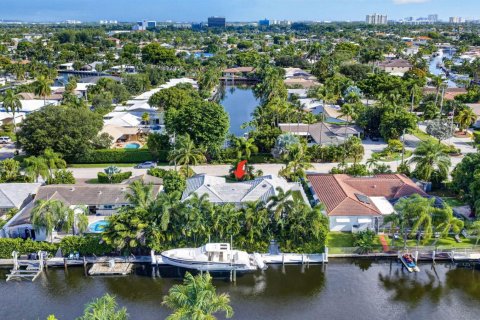 House in Fort Lauderdale, Florida 3 bedrooms, 171.87 sq.m. № 2378802