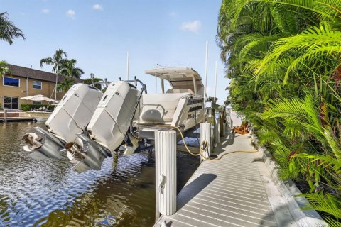 House in Fort Lauderdale, Florida 3 bedrooms, 171.87 sq.m. № 2378802 - photo 20