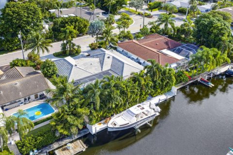 House in Fort Lauderdale, Florida 3 bedrooms, 171.87 sq.m. № 2378802 - photo 2