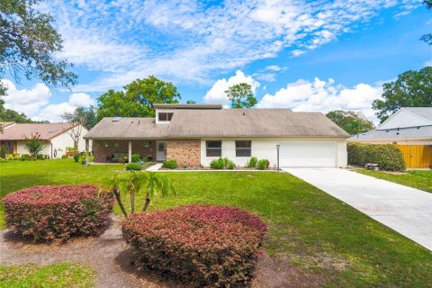 Villa ou maison à Orlando, Floride 4 chambres, 225.2 m2 № 2364554