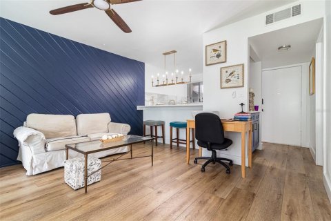 Condominio en venta en Altamonte Springs, Florida, 1 dormitorio, 68.19 m2 № 1858065 - foto 9
