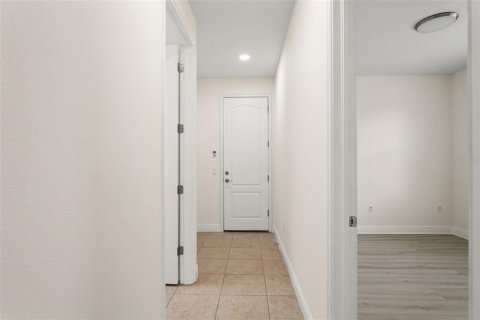 Casa en venta en Land O' Lakes, Florida, 4 dormitorios, 237.09 m2 № 1831631 - foto 27