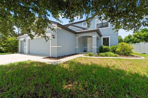 Casa en venta en Land O' Lakes, Florida, 4 dormitorios, 237.09 m2 № 1831631 - foto 6
