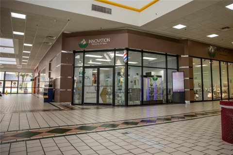 Immobilier commercial à vendre à Kissimmee, Floride: 167.22 m2 № 2402825 - photo 3