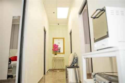 Immobilier commercial à vendre à Kissimmee, Floride: 167.22 m2 № 2402825 - photo 13