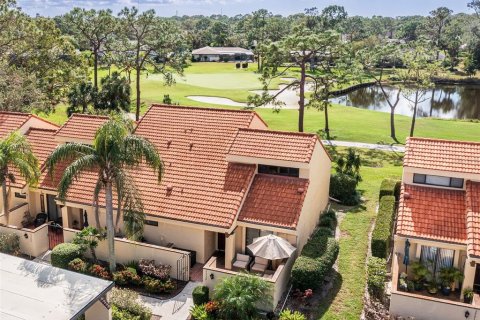 Touwnhouse à louer à Sarasota, Floride: 3 chambres, 142.6 m2 № 2098210 - photo 2