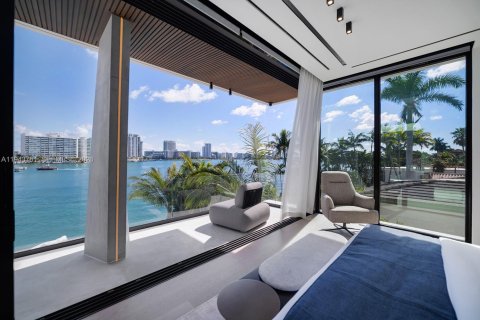 Casa en venta en Miami Beach, Florida, 6 dormitorios, 779.73 m2 № 2002505 - foto 30