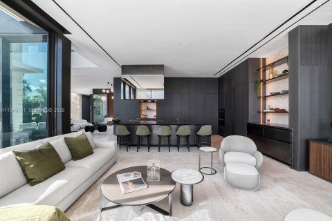Casa en venta en Miami Beach, Florida, 6 dormitorios, 779.73 m2 № 2002505 - foto 11