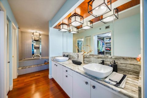 Condominio en venta en Clearwater, Florida, 2 dormitorios, 170.94 m2 № 2220521 - foto 24