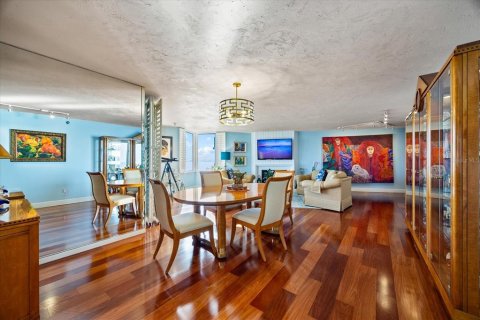 Condominio en venta en Clearwater, Florida, 2 dormitorios, 170.94 m2 № 2220521 - foto 9