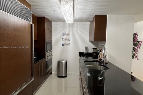 Купить кондоминиум в Майами, Флорида 1 спальня, 88.54м2, № 2035027 - фото 5