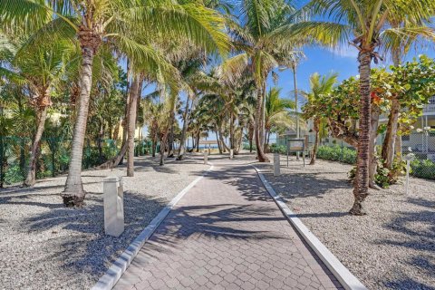 Condominio en venta en Pompano Beach, Florida, 2 dormitorios, 80.27 m2 № 2187613 - foto 27