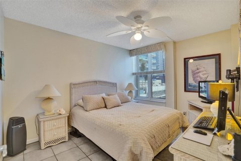Condominio en venta en Pompano Beach, Florida, 2 dormitorios, 80.27 m2 № 2187613 - foto 16