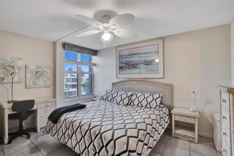 Condominio en venta en Pompano Beach, Florida, 2 dormitorios, 80.27 m2 № 2187613 - foto 11